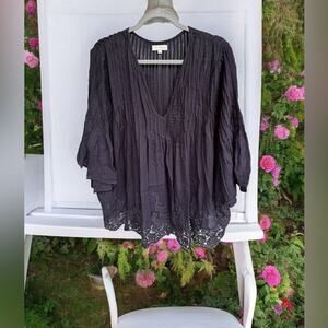 Ruby Yaya Charcoal Boho Cotton Gauze Lace 3/4 Sleeve V-Neck Tunic Top, size S/M
